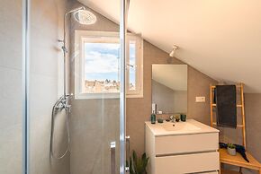 Skysea Holidays City Center Suites