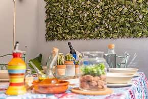 Skysea Holidays City Center Suites