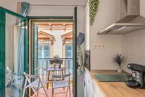 Skysea Holidays City Center Suites