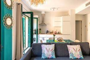 Skysea Holidays City Center Suites