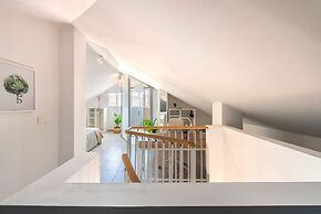 Skysea Holidays City Center Suites