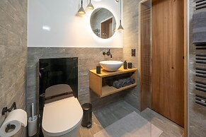 Seventh Sky- the luxury apartment