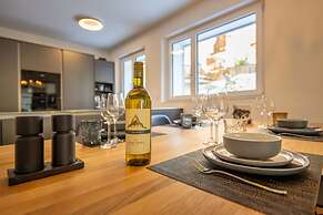 Seventh Sky- the luxury apartment