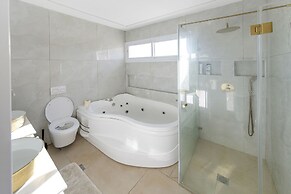 Chateau Gabriel 6 BR Villa w Heated Pool