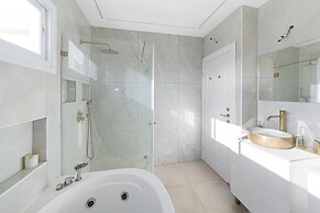 Chateau Gabriel 6 BR Villa w Heated Pool