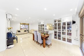 Chateau Gabriel 6 BR Villa w Heated Pool