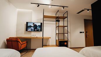 BAZ'HUR Boutique Hotel