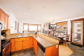 Stonegate Resort by Okanagan Premier