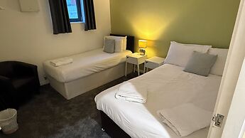 Two Bedroom Balcony Apartment Liverpool