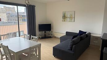 Two Bedroom Balcony Apartment Liverpool