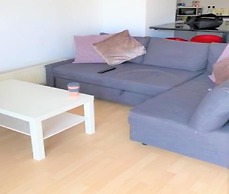 Two Bedroom Balcony Apartment Liverpool