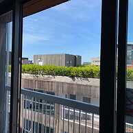 Two Bedroom Balcony Apartment Liverpool