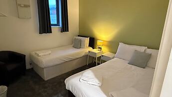 Two Bedroom Balcony Apartment Liverpool