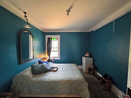Le Salon des Inconnus