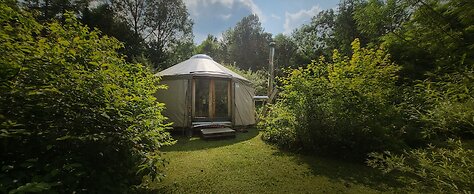 Le Salon des Inconnus