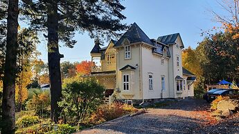 Le Salon des Inconnus