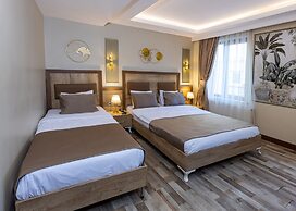 LINNGA HOTEL & SUITE