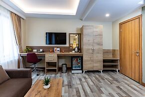 LINNGA HOTEL & SUITE