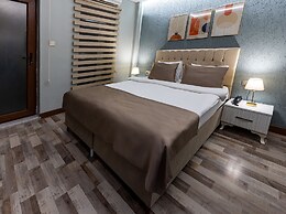 LINNGA HOTEL & SUITE