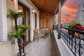 LINNGA HOTEL & SUITE