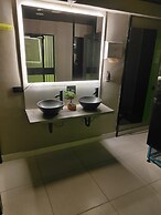 Hostel Joy Cll 85
