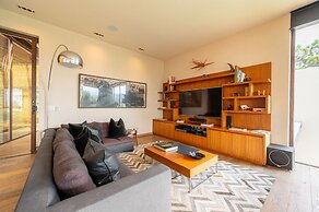 Capitalia - Casa Escondida