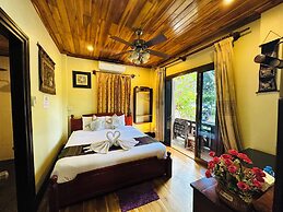 Anisa Mekong Riverside Villa