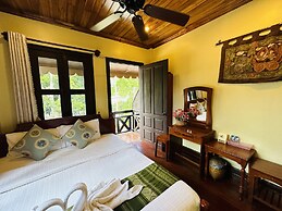 Anisa Mekong Riverside Villa