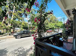 Anisa Mekong Riverside Villa