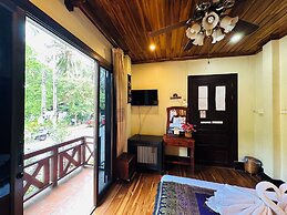 Anisa Mekong Riverside Villa