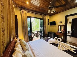 Anisa Mekong Riverside Villa