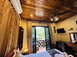 Anisa Mekong Riverside Villa
