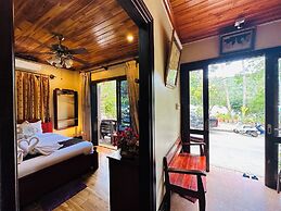 Anisa Mekong Riverside Villa