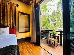 Anisa Mekong Riverside Villa