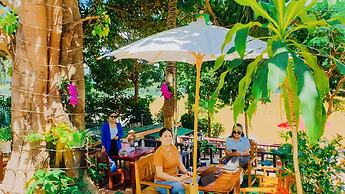 Anisa Mekong Riverside Villa