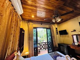 Anisa Mekong Riverside Villa