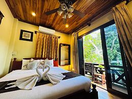 Anisa Mekong Riverside Villa