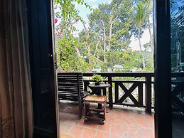 Anisa Mekong Riverside Villa