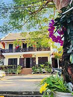 Anisa Mekong Riverside Villa