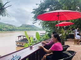 Anisa Mekong Riverside Villa