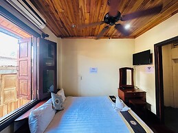 Anisa Mekong Riverside Villa
