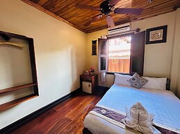 Anisa Mekong Riverside Villa
