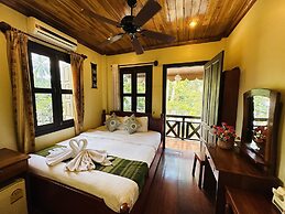 Anisa Mekong Riverside Villa