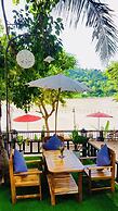 Anisa Mekong Riverside Villa