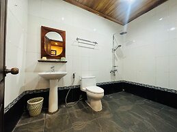 Anisa Mekong Riverside Villa