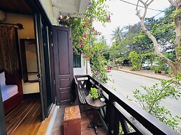 Anisa Mekong Riverside Villa