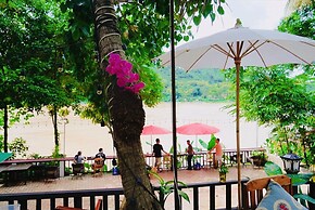 Anisa Mekong Riverside Villa