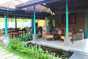 The Chariot Hikkaduwa