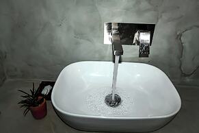 The Chariot Hikkaduwa