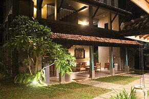 The Chariot Hikkaduwa